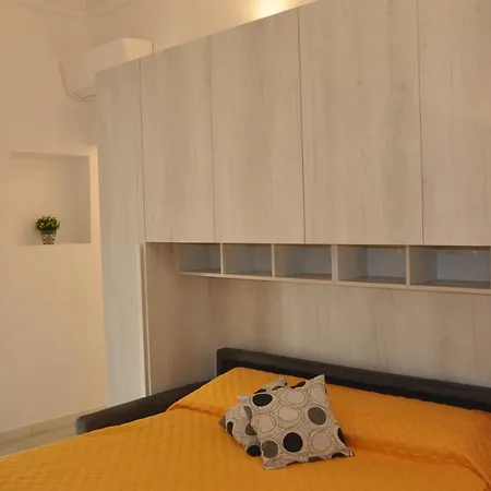 Bed & Breakfast Brezza Di Mare 4*