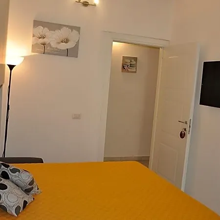 Brezza Di Mare Bed & Breakfast