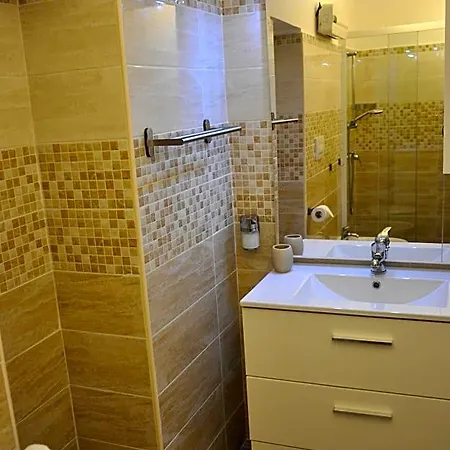 Brezza Di Mare 4*