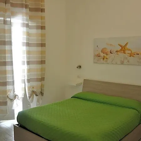 Brezza Di Mare Bed & Breakfast 4*