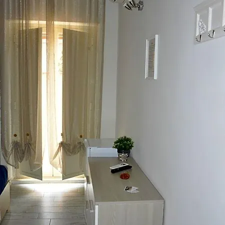 Brezza Di Mare Bed and breakfast 4*