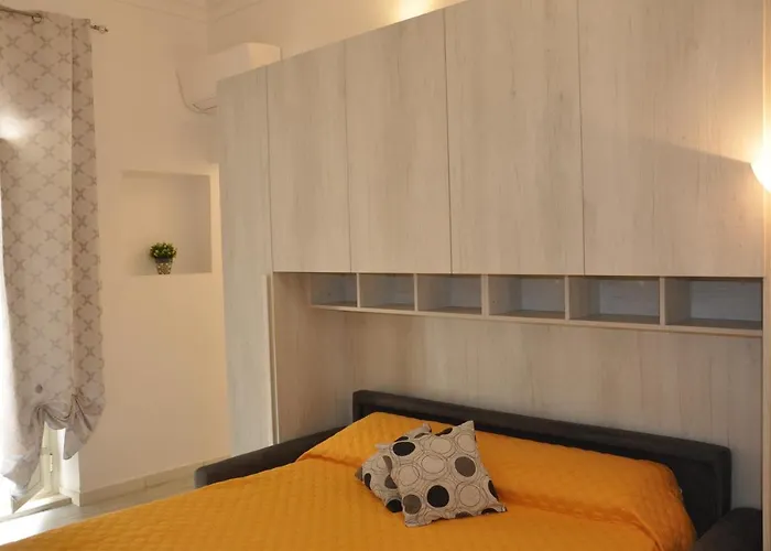 Oda ve Kahvaltı Brezza Di Mare 4*