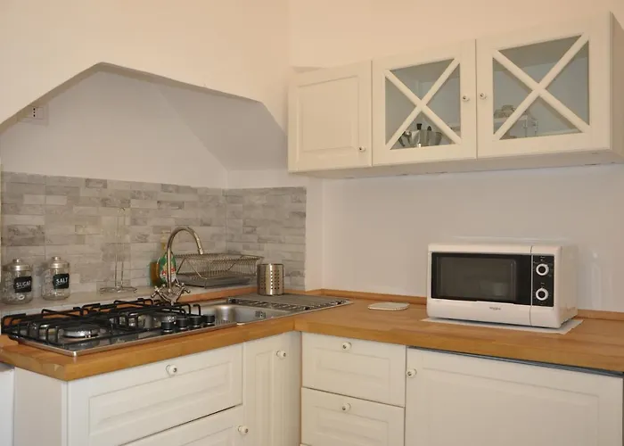 Frühstückspension Brezza Di Mare 4*